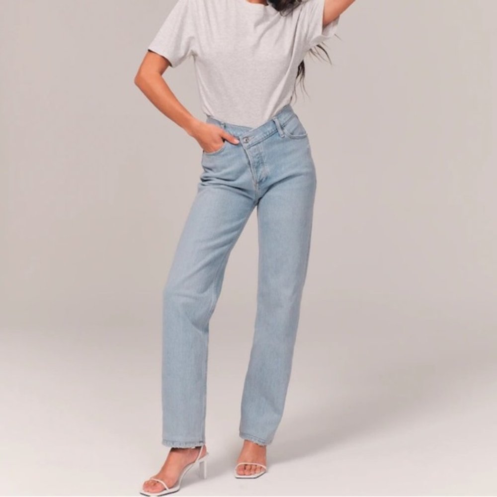 A&F High Rise Dad Jean Light With Criss-Cross Waistband Vintage Stretch Denim